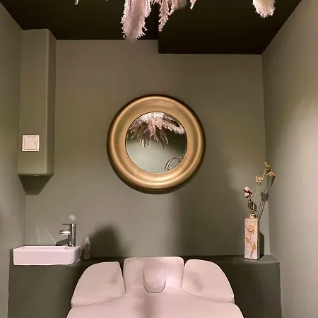 La Nouvelle Republique & Hammam Paris