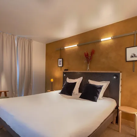 La Nouvelle République&spa 3* París