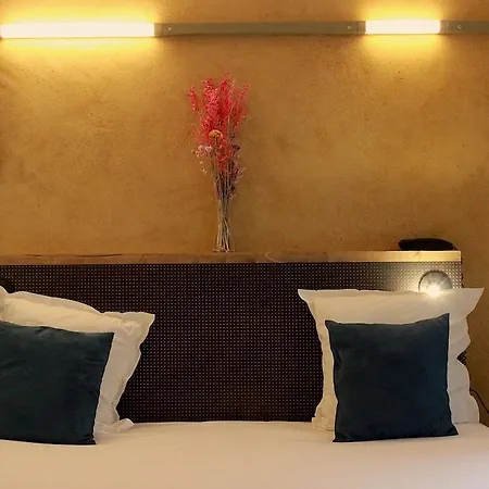 La Nouvelle Republique & Hammam Hotel 3*