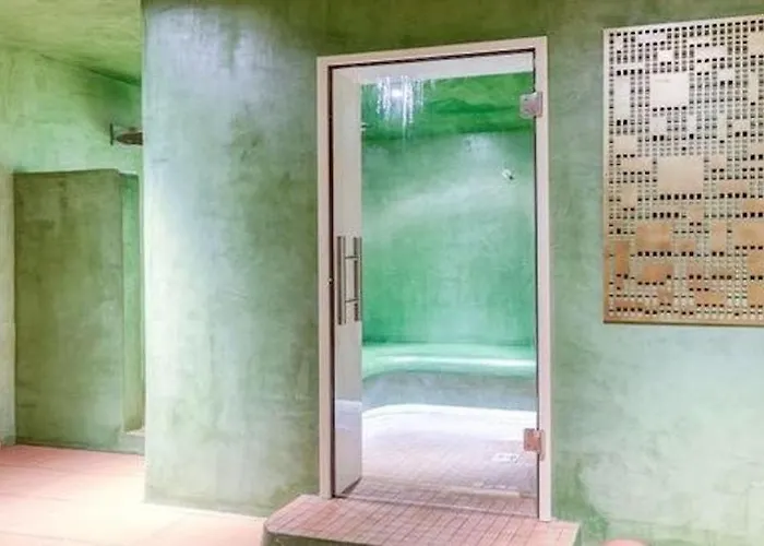 Hotel La Nouvelle Republique & Hammam 3*