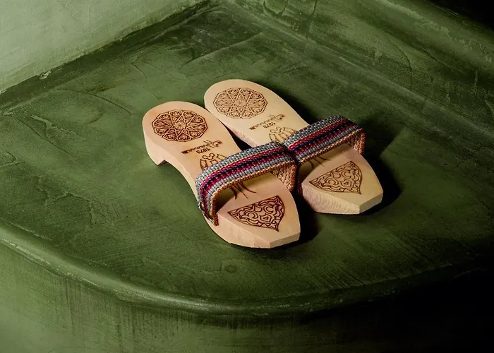 La Nouvelle Republique & Hammam Hotel