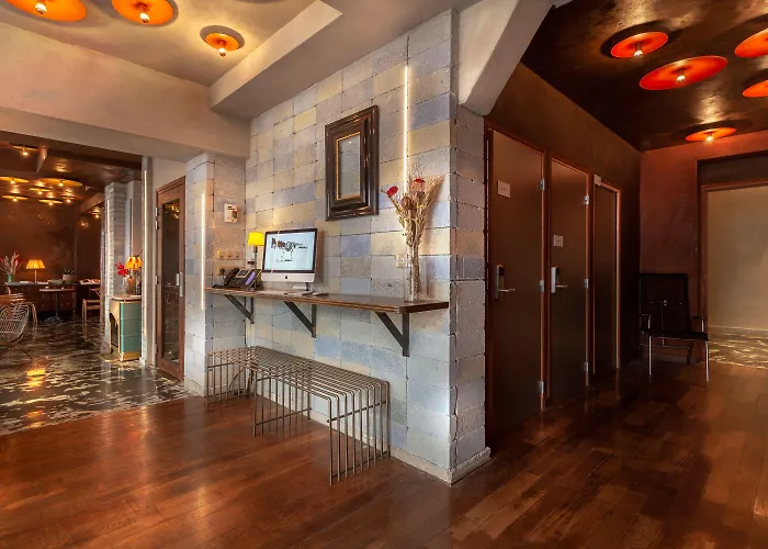 La Nouvelle Republique & Hammam Paris