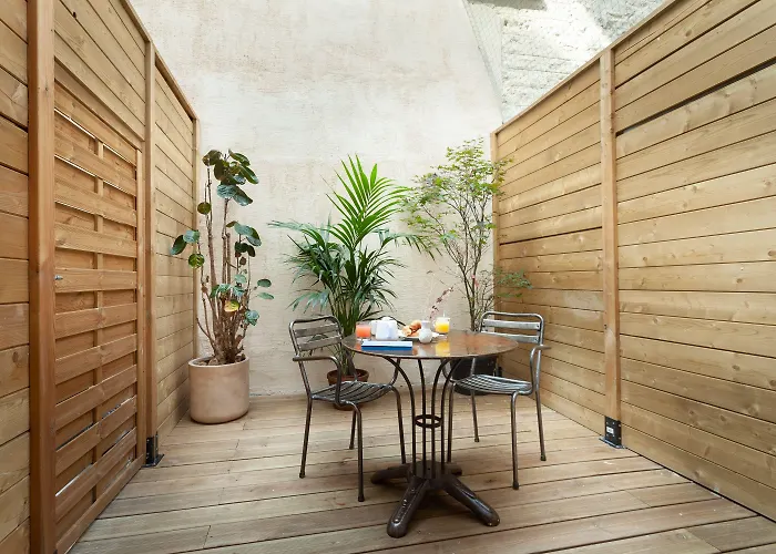 Hotel La Nouvelle Republique & Hammam 3*