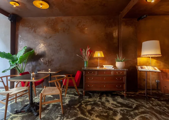 La Nouvelle Republique & Hammam Париж